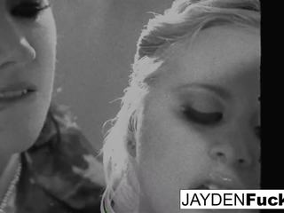 Jayden jaymes je nekaj zabavno s kelly surfer: brezplačno xxx film f7
