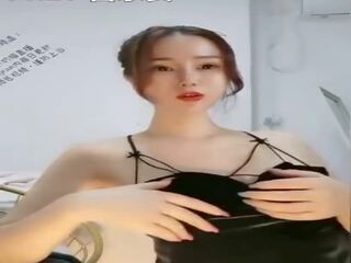 Kineze kamera kompjuterike tërheqës enchanting mdtq masturbates me lodra | xhamster