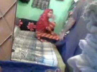Marriageable glorious ל trot פקיסטני זוג נהנה קצר מוסלמי סקס סרט מוֹשָׁב