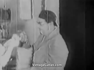 Stanco marito scopa suo giovane moglie (1940s annata)